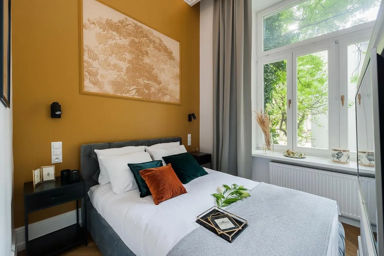Louvre Studios - Loftaffair Krakow Apartment
